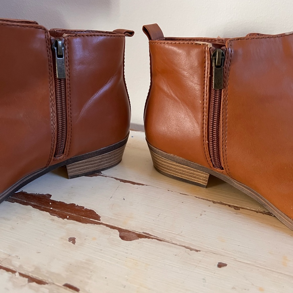 Chaps Brown Ankle Boots - Picture 2 of 5